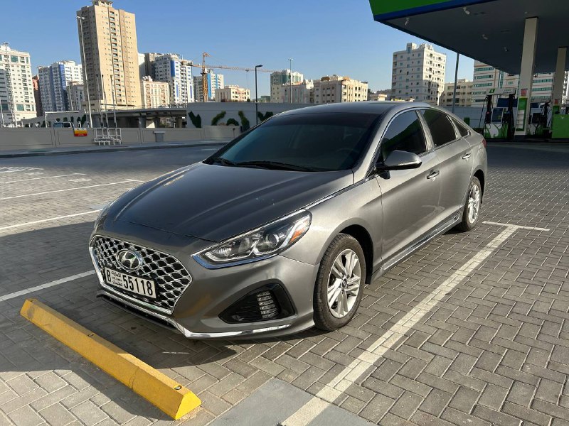 Hyundai Sonata (Dark gray)