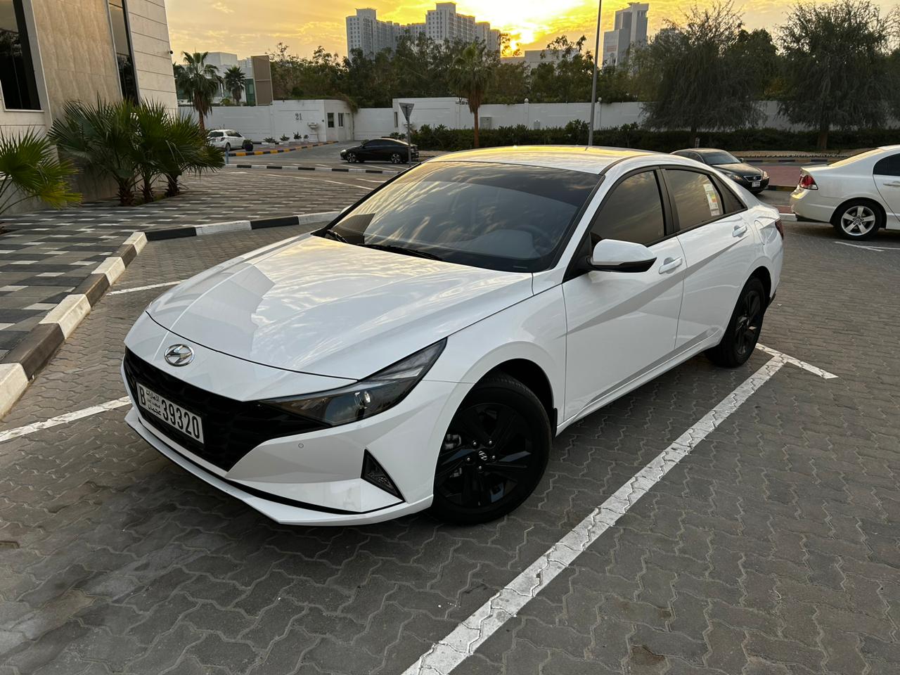 Hyundai Elantra NEW